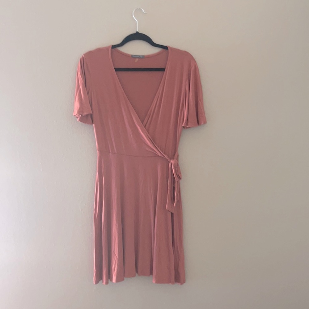 Flowy pink dress
